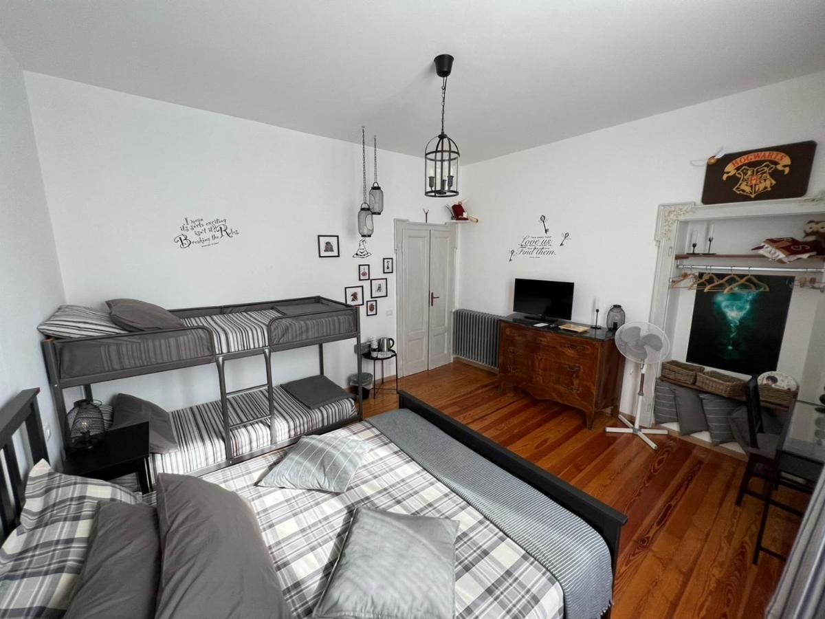 Frankie'S House Bed & Breakfast Гифа Екстериор снимка